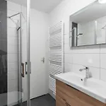 Nyaraló Neues Urlauberdorf Hs 25 C *